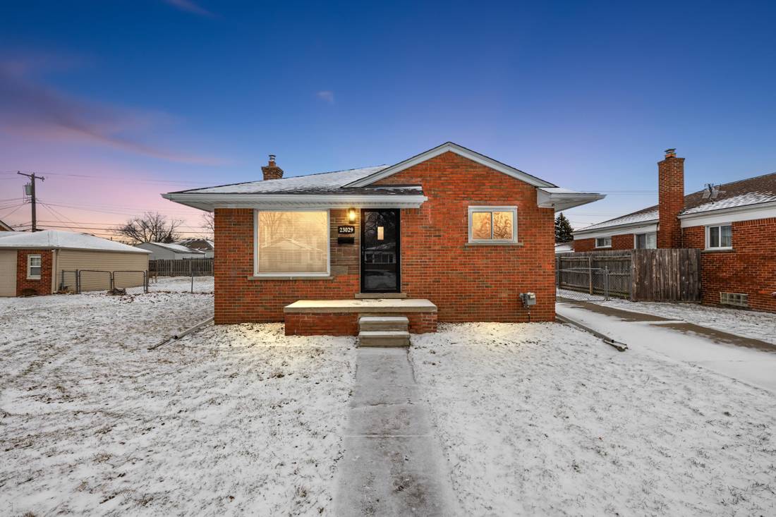 23029 Beverly Street, Saint Clair Shores, MI 48082