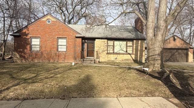 18759 Huntington Avenue, Harper Woods, MI