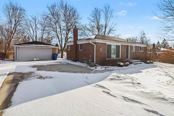 3659 Elira Lane, Waterford, MI 48328 photo 5