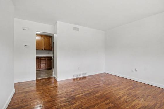 2329 Brooktree Court, Ypsilanti, MI 48198 photo 5