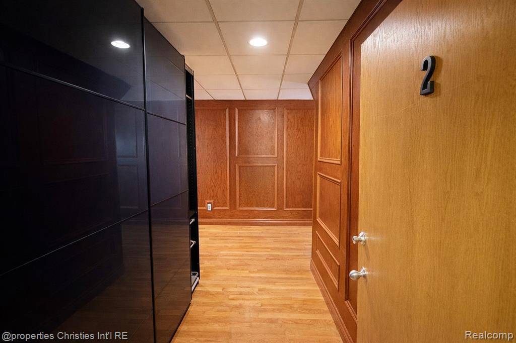 35 N Saginaw Street #2, Pontiac, MI 48342