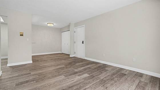 1472 W Chateau Vert Street #F, Ypsilanti, MI 48197 photo 5