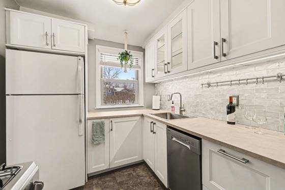 2644 Whitewood Street, Ann Arbor, MI 48104 photo 5