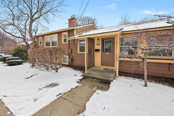 2644 Whitewood Street, Ann Arbor, MI 48104 photo 2