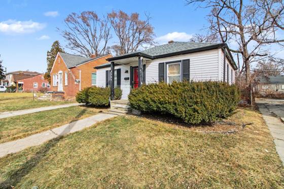 8304 Robson Street, Detroit, MI 48228 photo 2