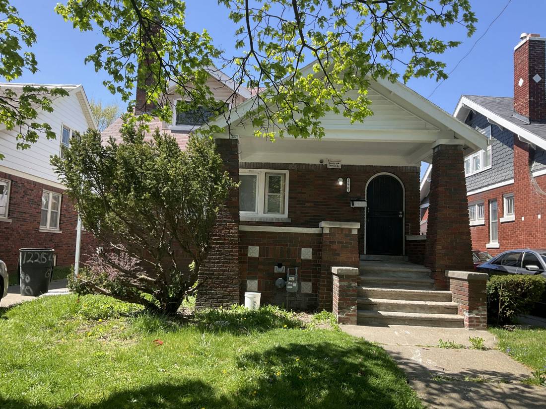 12701 Griggs Street, Detroit, MI 48238