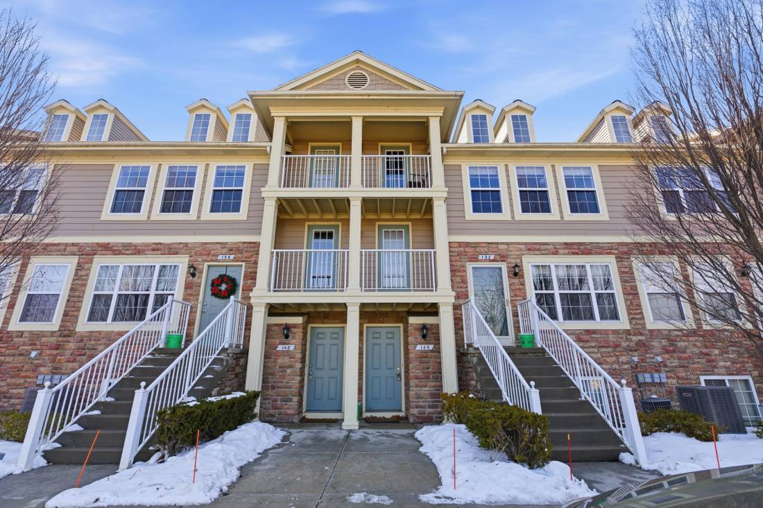 140 Saber Way #7, Lake Orion, MI 48362
