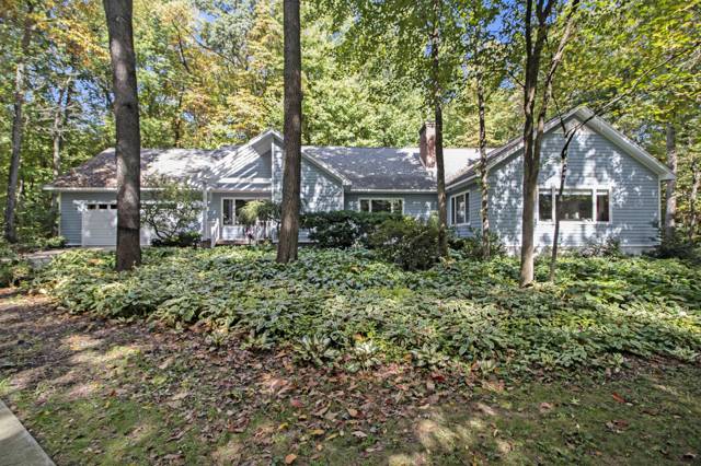 9453 Whispering Pines Drive, Saline, MI