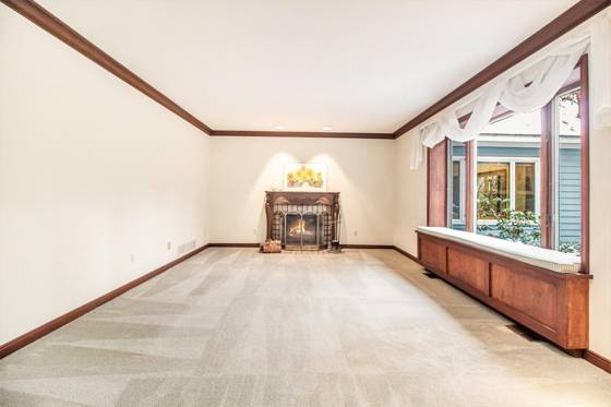 9453 Whispering Pines Drive, Saline, MI 48176 photo 4
