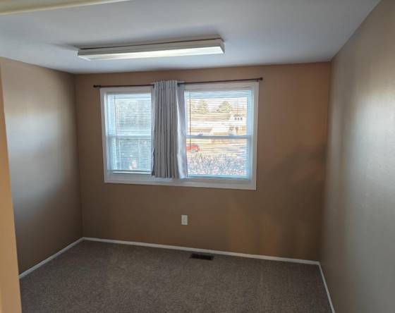 1813 Brentwood, Troy, MI 48098 photo 4