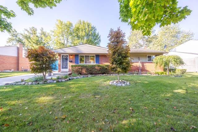 282 Nichols Drive, Saline, MI