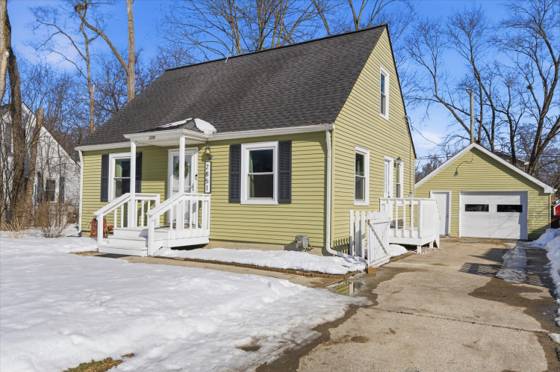 2851 Elmwood Avenue, Ann Arbor, MI 48104 photo 2