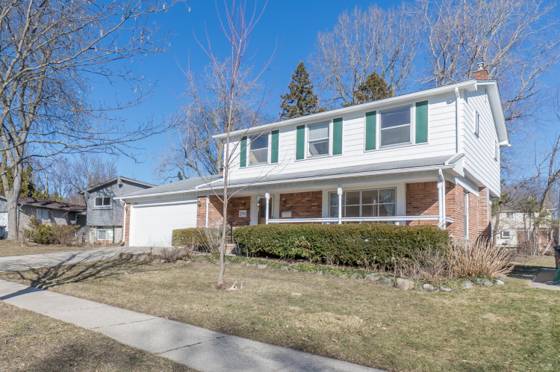 2714 Antietam Drive, Ann Arbor, MI 48105 photo 2