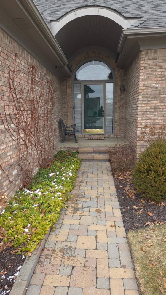 859 Wellington Court, Canton, MI 48187 photo 2