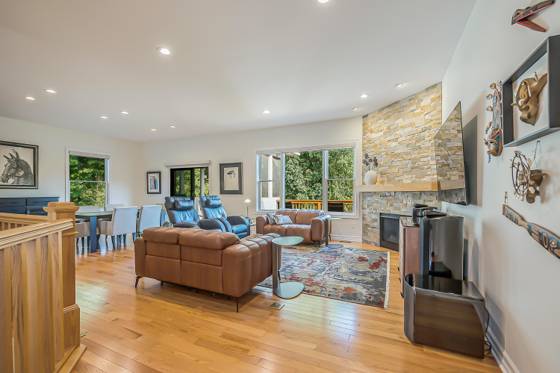 1411 Whispering Maples Drive N, Ann Arbor, MI 48108 photo 4