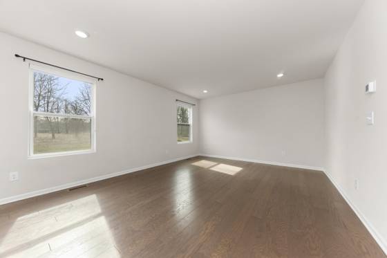 616 Countryside Drive, Chelsea, MI 48118 photo 2