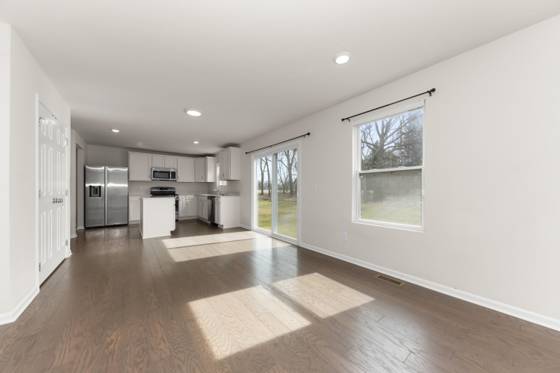 616 Countryside Drive, Chelsea, MI 48118 photo 4