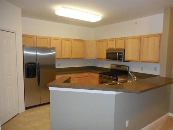 824 W Summerfield Gln Circle, Ann Arbor, MI 48103 photo 2