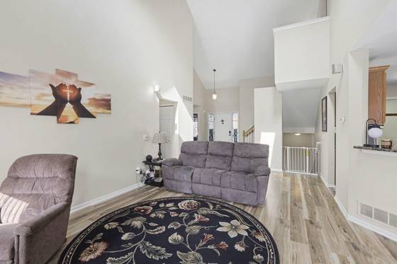 2738 Ambassador Drive, Ypsilanti, MI 48198 photo 5
