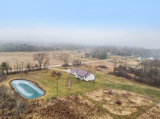 10044 W Sargent Road, Fowlerville, MI 48836 photo 5