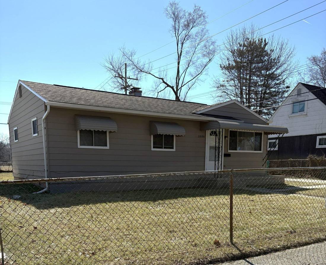 2886 Appleridge Street, Ypsilanti, MI 48198