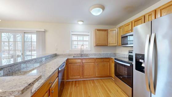 2890 Barclay Way, Ann Arbor, MI 48105 photo 5