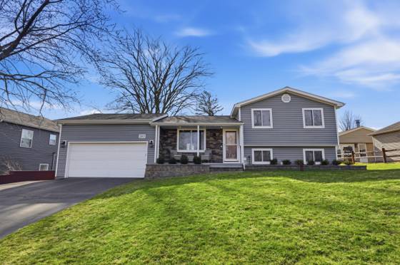 283 Shamrock Street, Novi, MI 48377 photo 2