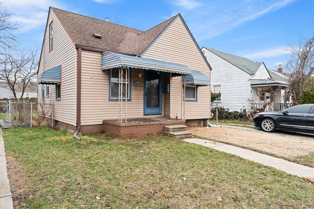 20947 Beechwood Avenue, Eastpointe, MI 48021