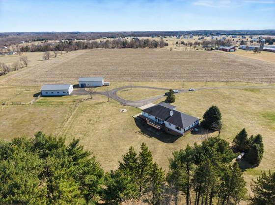 8600 Whippoorwill Lane, Manchester, MI 48158 photo 3