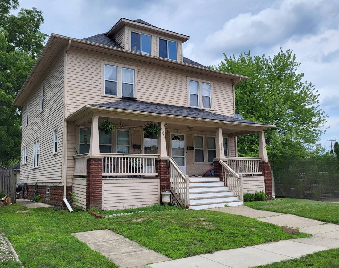 35324/ 326 Chestnut Street, Wayne, MI 48184