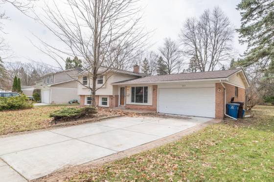 3212 Lockridge Drive, Ann Arbor, MI 48108 photo 2