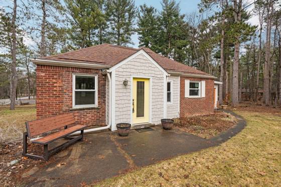3486 Woodlea Drive, Ann Arbor, MI 48103 photo 2