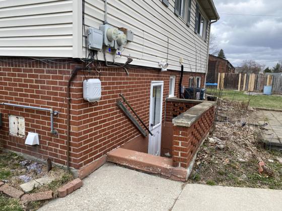 8129 Clippert Street, Taylor, MI 48180 photo 4