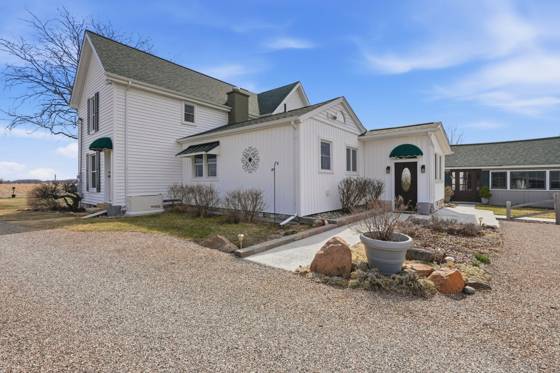 11300 Clinton Road, Clinton, MI 49236 photo 4