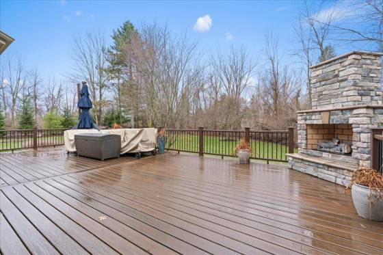 2730 Turning Leaf Drive, Howell, MI 48843 photo 4