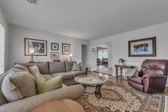 35901 Dover Street, Livonia, MI 48150 photo 5