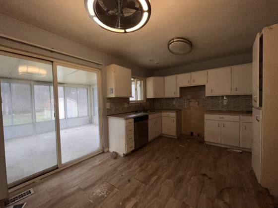 29934 Spain Street, Romulus, MI 48174 photo 4