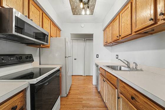 2070 Fort Street #G-4, Trenton, MI 48183 photo 4