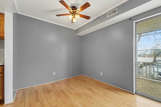 2070 Fort Street #G-4, Trenton, MI 48183 photo 5