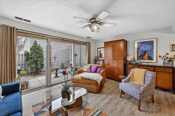 768 Watersedge Drive, Ann Arbor, MI 48105 photo 5