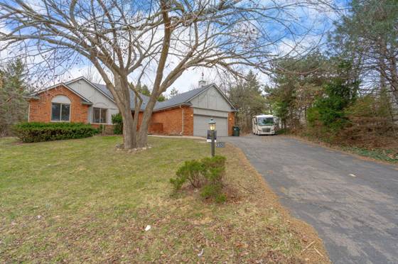 3300 Walton Boulevard, Rochester, MI 48309 photo 3