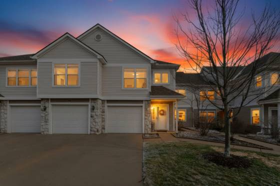 709 Fieldstone Circle W, Chelsea, MI 48118 photo 5