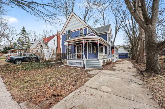 818 Gott Street, Ann Arbor, MI 48103 photo 2