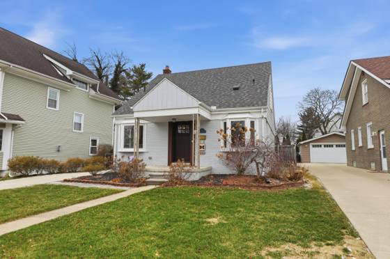 325 N Evergreen Street, Plymouth, MI 48170 photo 3