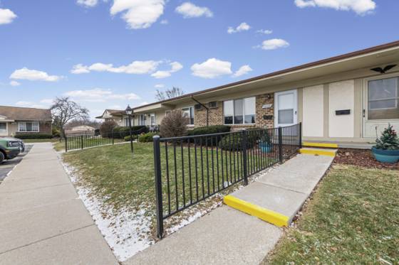 25229 Franklin Terrace, South Lyon, MI 48178 photo 3