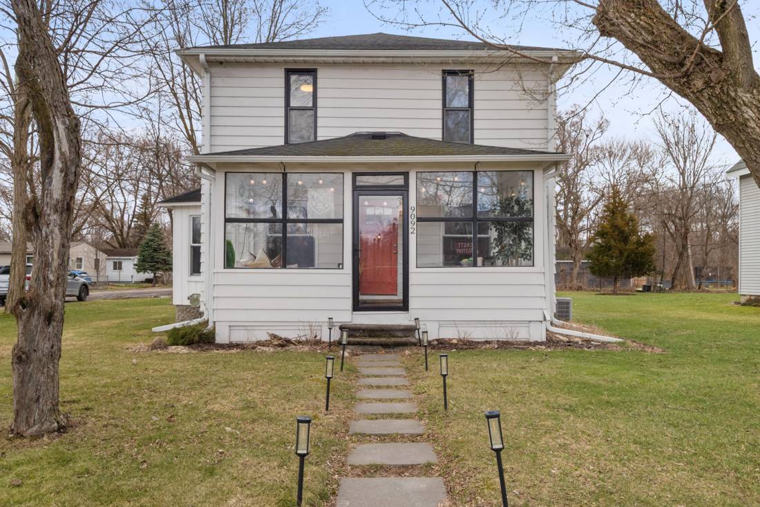 9092 Main Street, Whitmore Lake, MI 48189