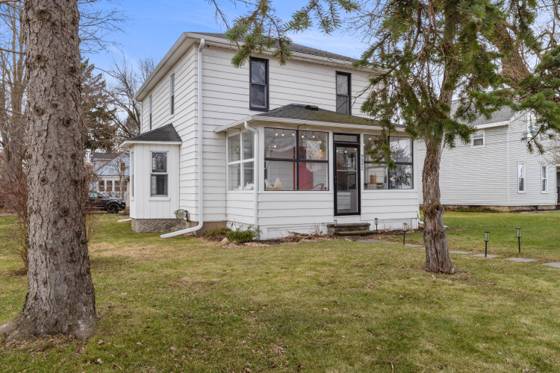 9092 Main Street, Whitmore Lake, MI 48189 photo 3