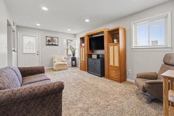 24337 Pennie Street, Dearborn Heights, MI 48125 photo 5