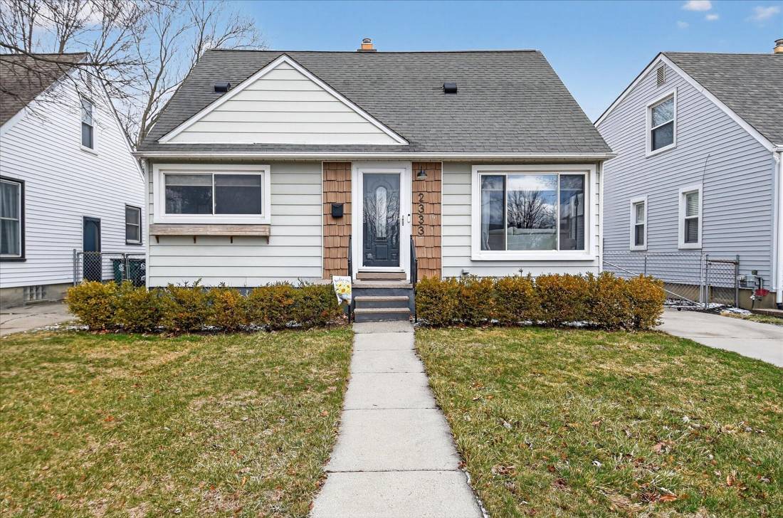2333 Barrett Avenue, Royal Oak, MI 48067