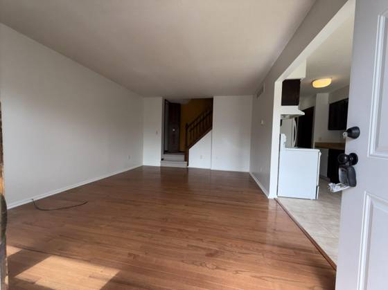 2884 Roundtree Boulevard #Bldg 16, Unit 105, Ypsilanti, MI 48197 photo 3